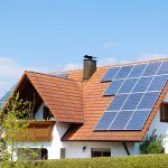 Panouri fotovoltaice pentru o casă. De câte panouri fotovoltaice am nevoie mai exact?